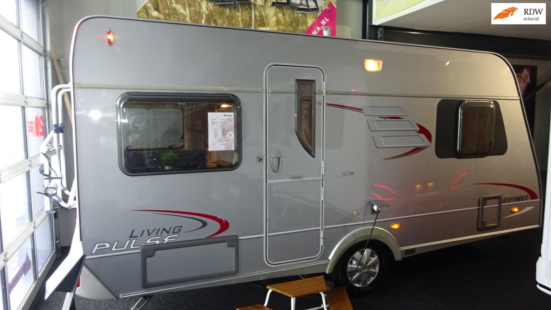 ERIBA Living PULSE 465 2009 VASTBED RONDZIT MOVER, Mover, De Haan Caravans, Bedrijf, Info@dehaancaravans.nl