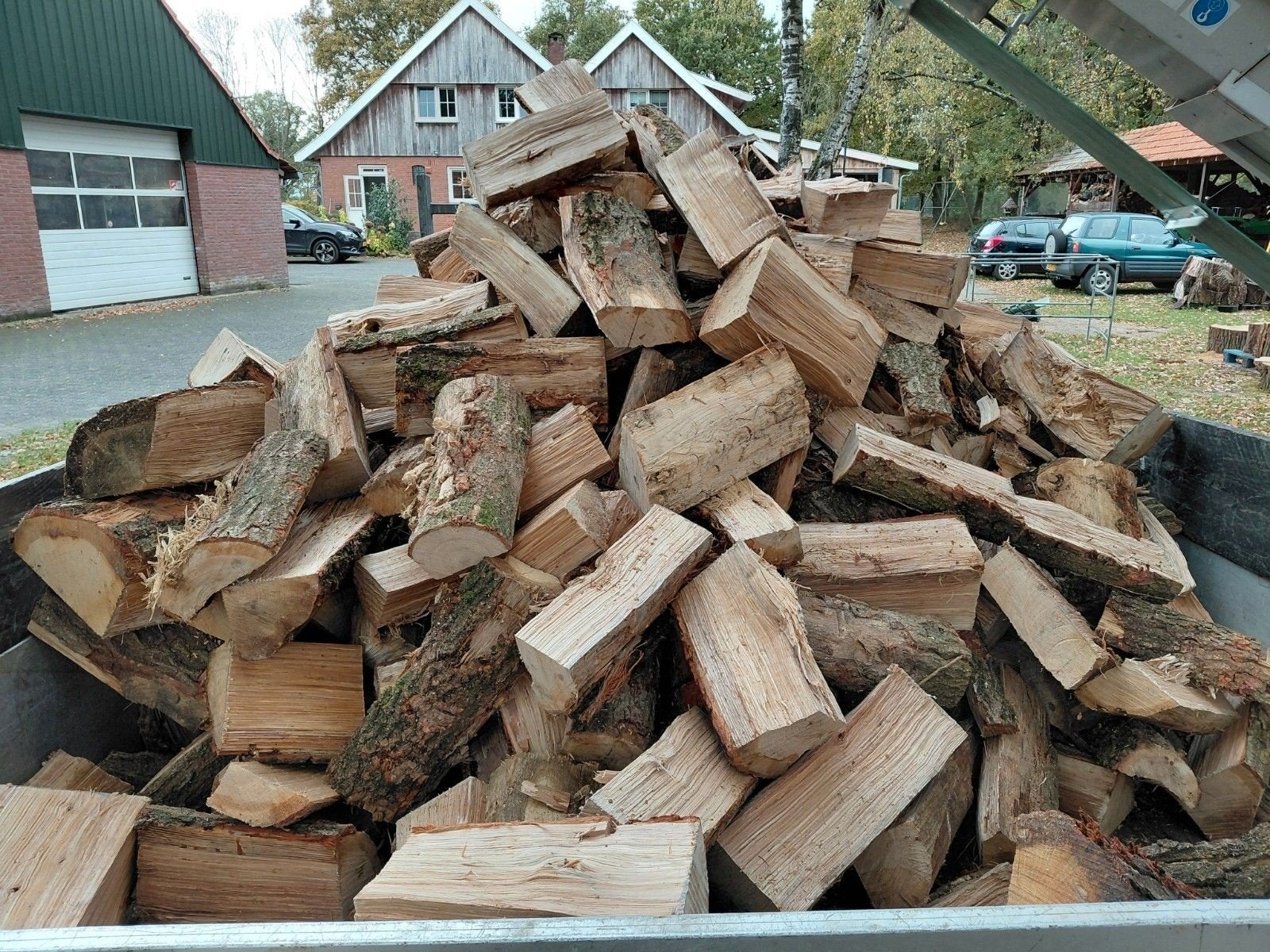 eiken Gekloofd brandhout - Klaar voor de kachel, 3 tot 6 m³, Ophalen of Verzenden, Overige houtsoorten, Blokken