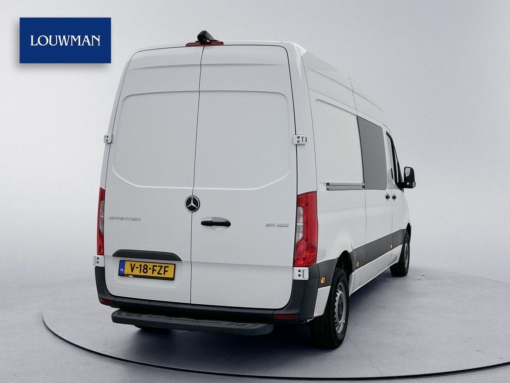 Mercedes-Benz Sprinter 311 L2H2 Automaat Camera MBUX met Car, Auto's, Stof, Gebruikt, 4 cilinders, Met garantie (alle)