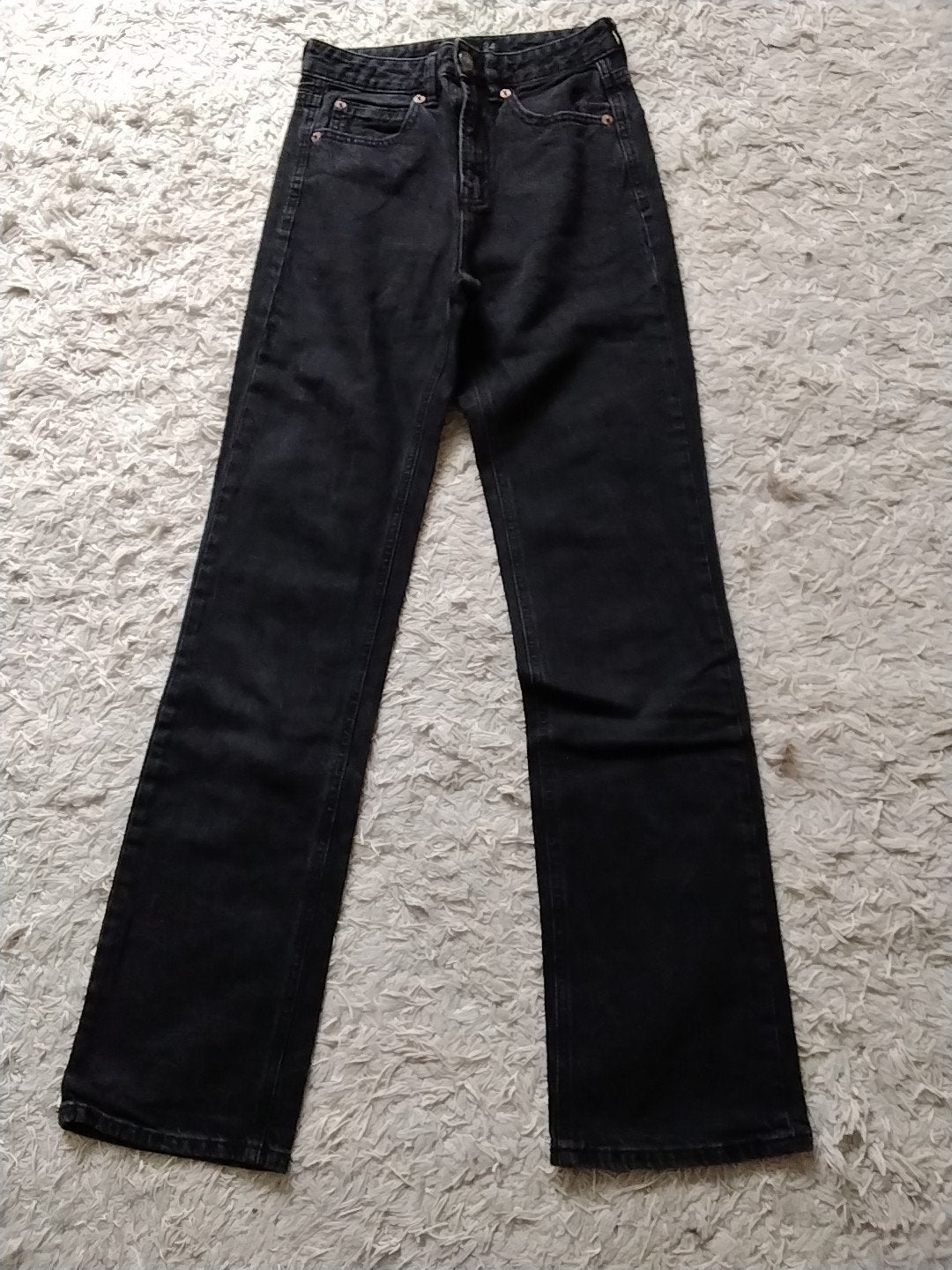 Stradivarius zwarte jeans - Maat W27 (confectie 34), Zwart, Ophalen of Verzenden, Zo goed als nieuw, W27 (confectie 34) of kleiner