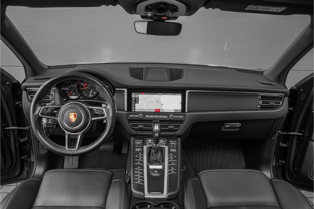 Porsche Macan 2.0 T Pano Luchtvering Bose 20" (bj 2019), 12 maanden, Gebruikt, Bedrijf, Vierwielaandrijving