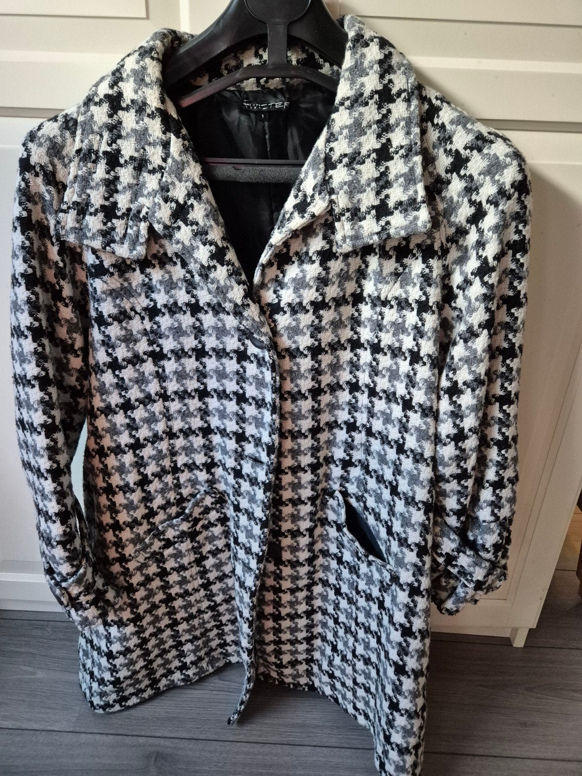 Zwart-wit pied-de-poule jas, maat L/XL, Zwart, Maat 42/44 (L), Ophalen of Verzenden, Zo goed als nieuw