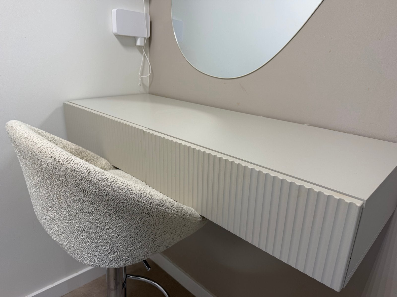 Moderne Wandkaptafel - beige , 110x40x16 cm, Ophalen, 100 tot 150 cm, Zo goed als nieuw, Minder dan 100 cm