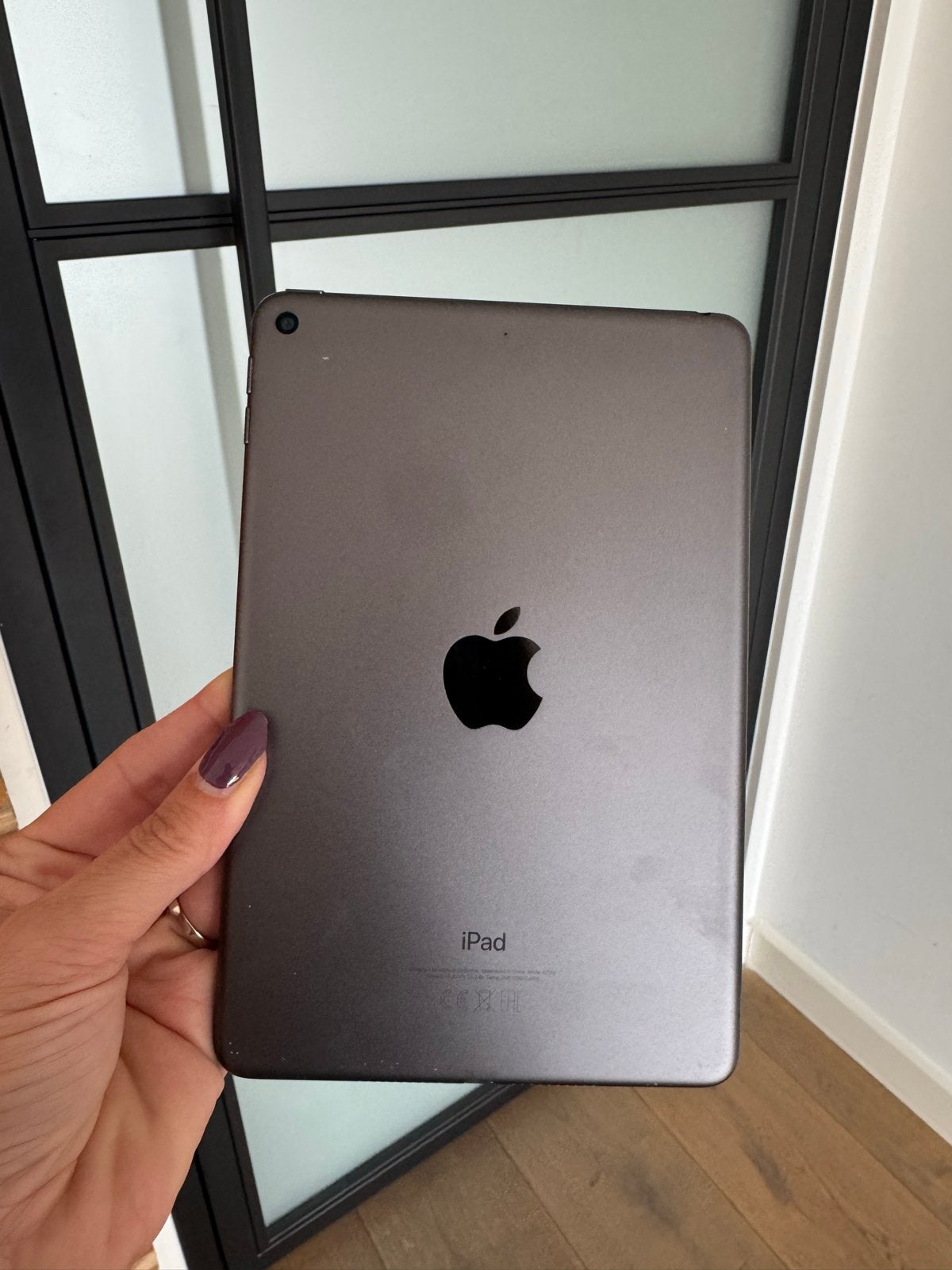Apple iPad Mini (5e generatie) 64GB - Altijd in Otterbox, Computers en Software, Apple iPads, Ophalen, 8 inch, Zo goed als nieuw