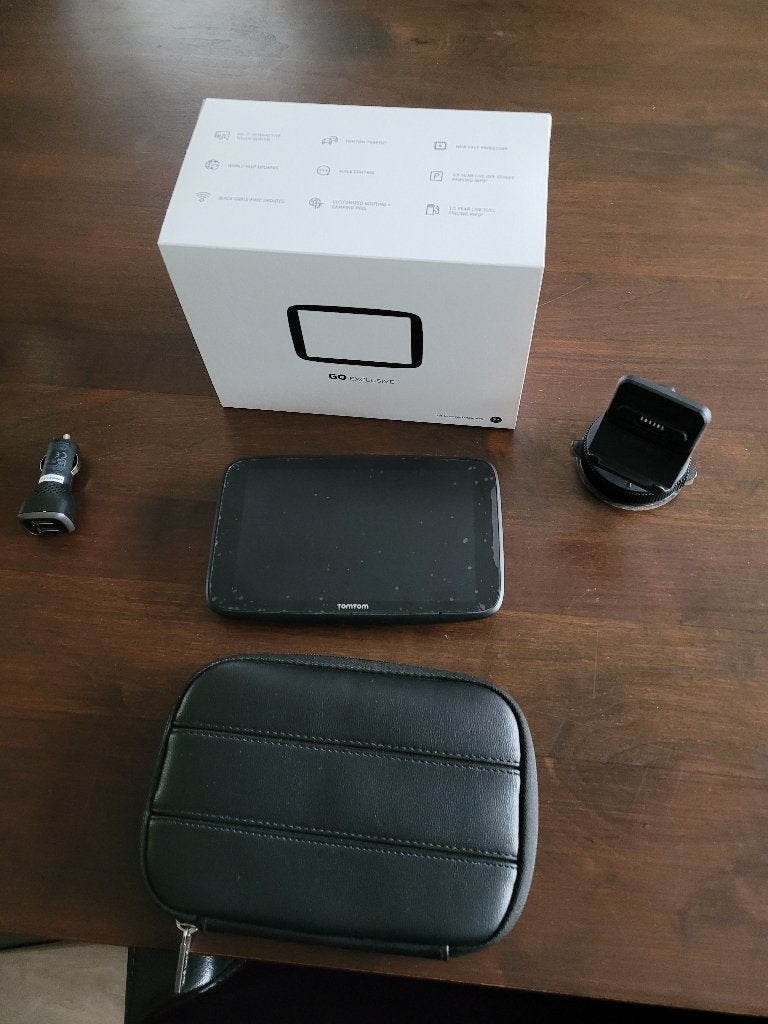De TomTom GO Exclusive voor auto's, caravans en campers., Ophalen of Verzenden, Zo goed als nieuw