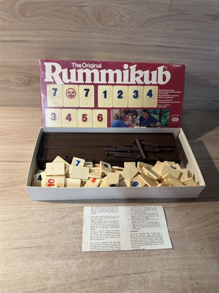 Rummikub grote rode doos - S6988, Hobby en Vrije tijd, Ophalen of Verzenden, Zo goed als nieuw