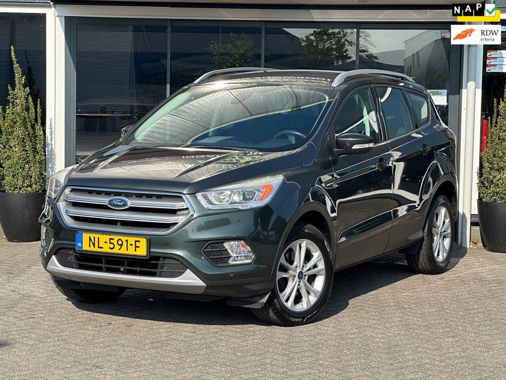 Ford Kuga 1.5 EcoBoost Titanium / 1Ste Eigenaar / Airco / Ca, Auto's, Euro 6, 4 cilinders, Origineel Nederlands, Bedrijf