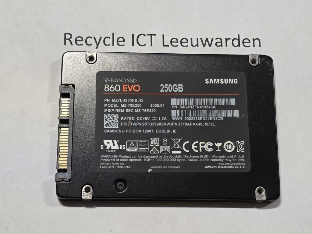 Samsung 250gb laptop ssd hdd hardeschijf 860evo, Intern, Gebruikt, Ophalen of Verzenden, Laptop