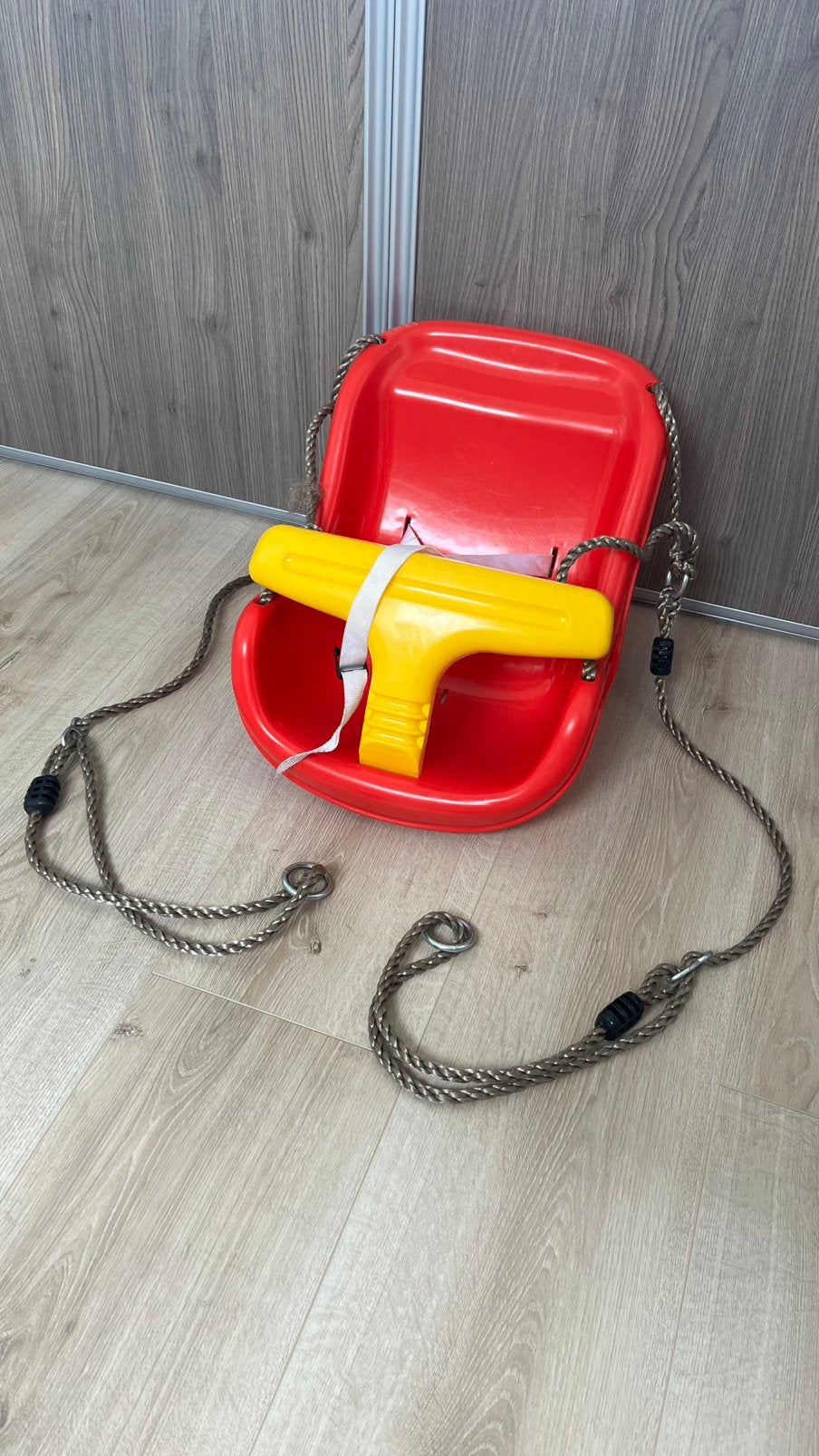 Kunststof kinderschommel (baby, peuter), Ophalen, Gebruikt