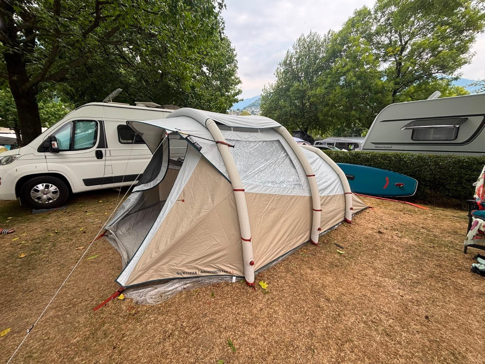 Decathlon Fresh & Black 4.1 Opblaasbare Tent, Caravans en Kamperen, Tenten, Ophalen, Zo goed als nieuw, Tot en met 4