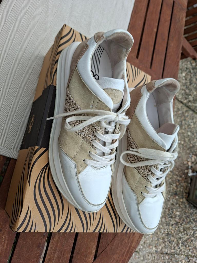 Stijlvolle sneakers van aqa, maat 40, Kleding | Dames, Schoenen, Wit, Ophalen of Verzenden, Ooq, Sneakers of Gympen