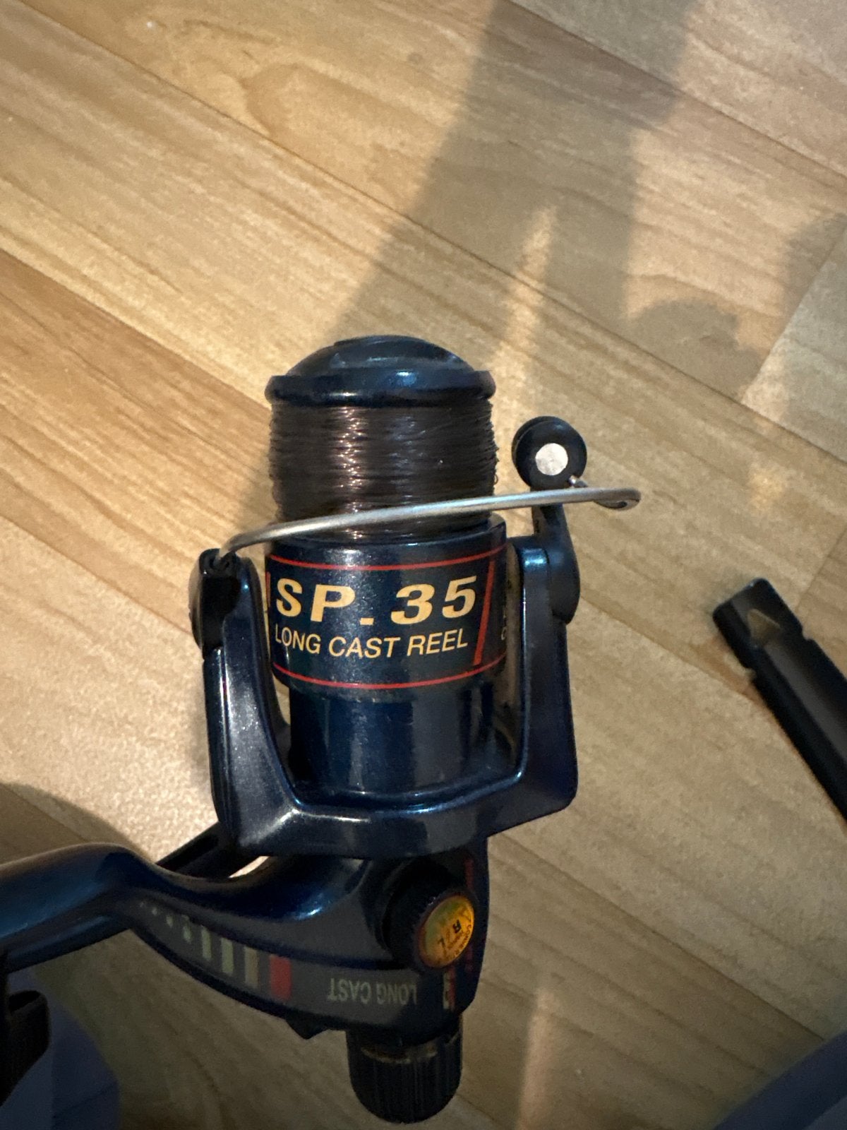 Vishengel met molen en foedraal - SP-35 Long Cast Reel, Ophalen of Verzenden, Gebruikt, Complete hengel