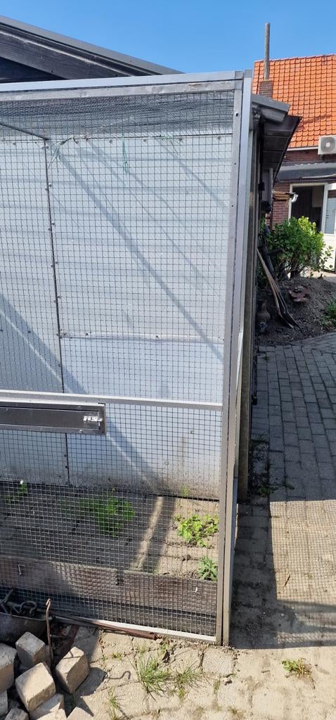 Te koop voliere., Dieren en Toebehoren, Ophalen, Gebruikt, Metaal, Volière