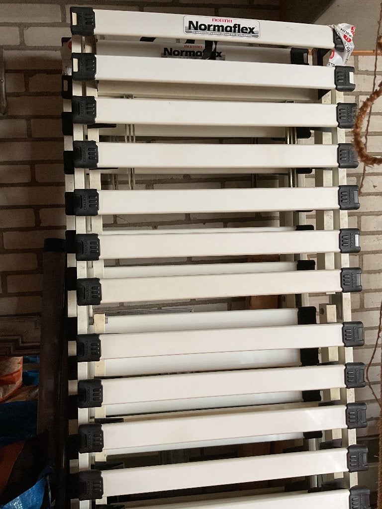 Lattenbodem 2 stuks van 68x195 cm was voor een klein bed, Ophalen, 70 cm of minder, Wit, 190 cm of minder