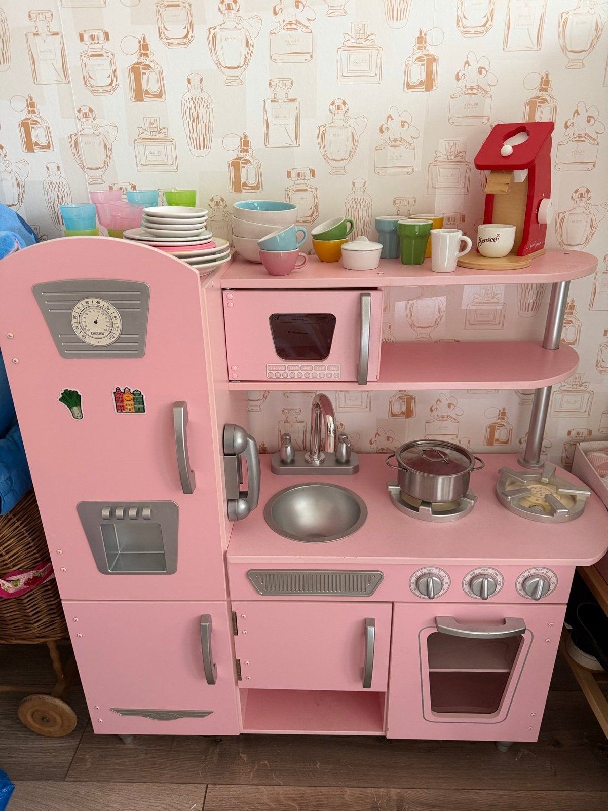 Kid kraft Roze houten speelkeuken met accessoires, Ophalen, Gebruikt, Hout, Speelkeuken