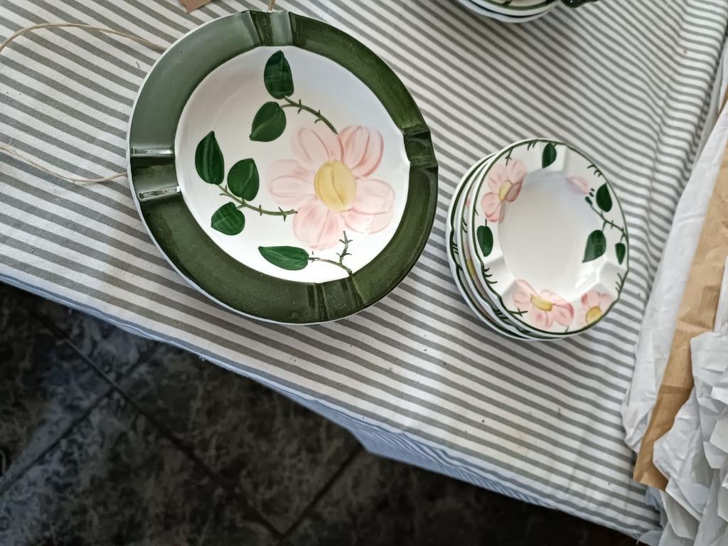 Villeroy en Boch WILD ROSE asbakjes, Antiek en Kunst, Ophalen of Verzenden