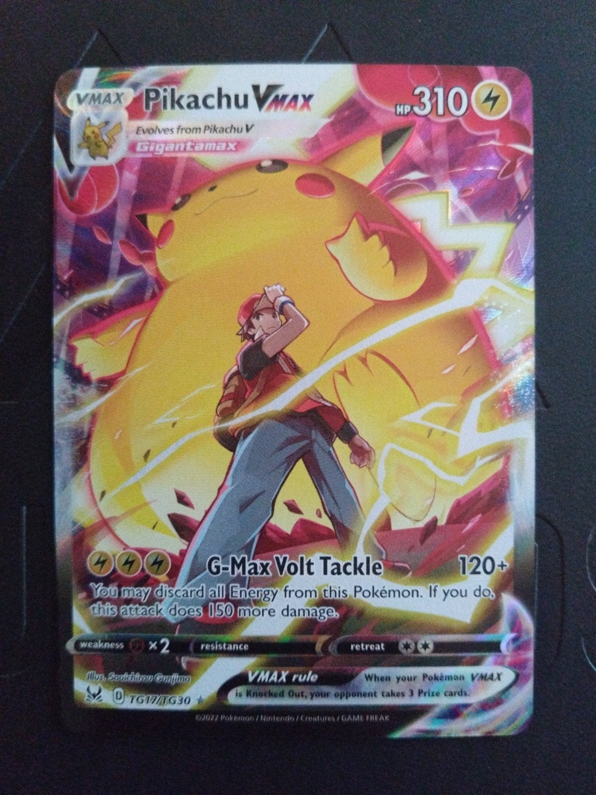 Pikachu VMAX TG17/TG30 Pokémon Lost Origin, Ophalen of Verzenden, Zo goed als nieuw, Losse kaart, Foil
