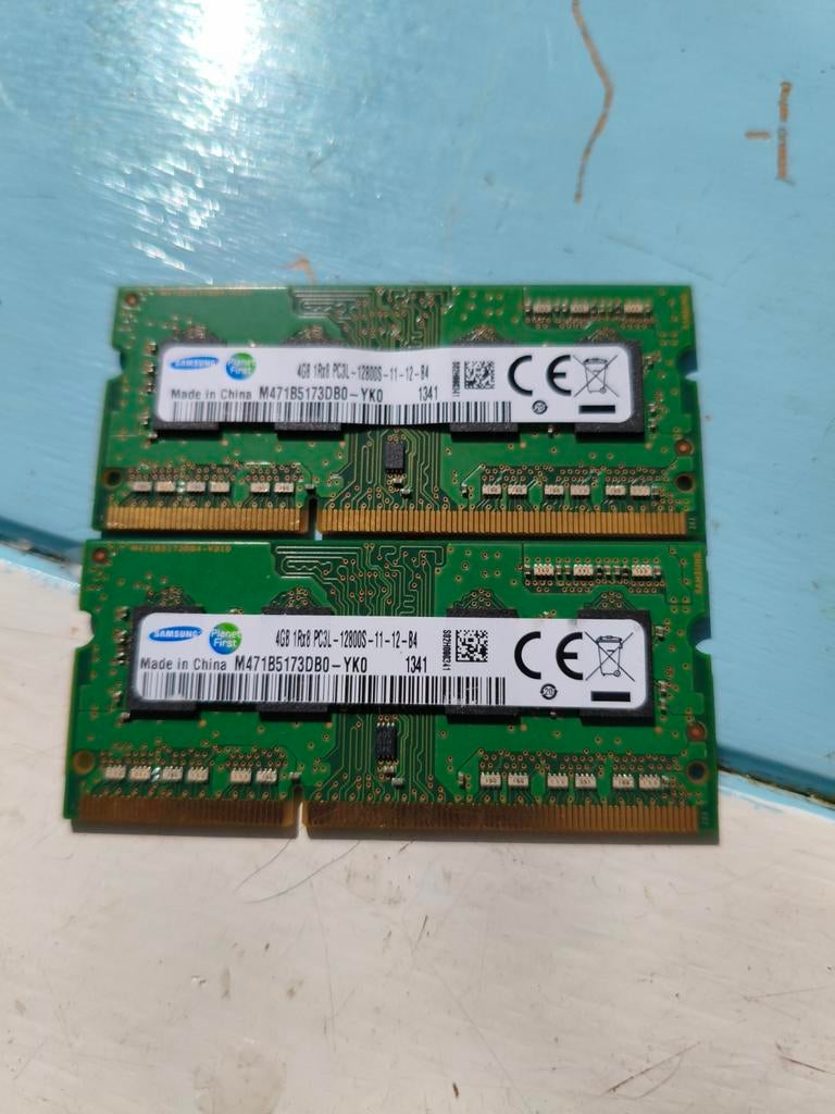 2x Samsung so-dimm 4gb pc3 12800s., Ophalen of Verzenden, Zo goed als nieuw, DDR3, Laptop