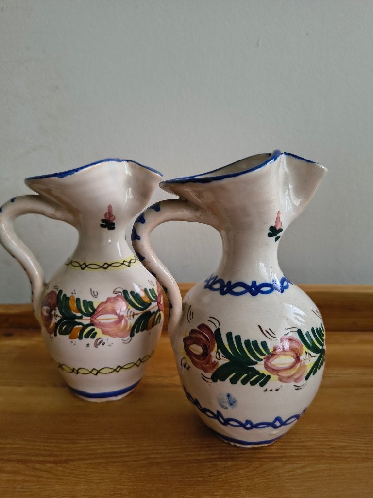 2 Vintage Handbeschilderde Kannetjes – Sevilla, Spanje, Antiek en Kunst, Ophalen of Verzenden