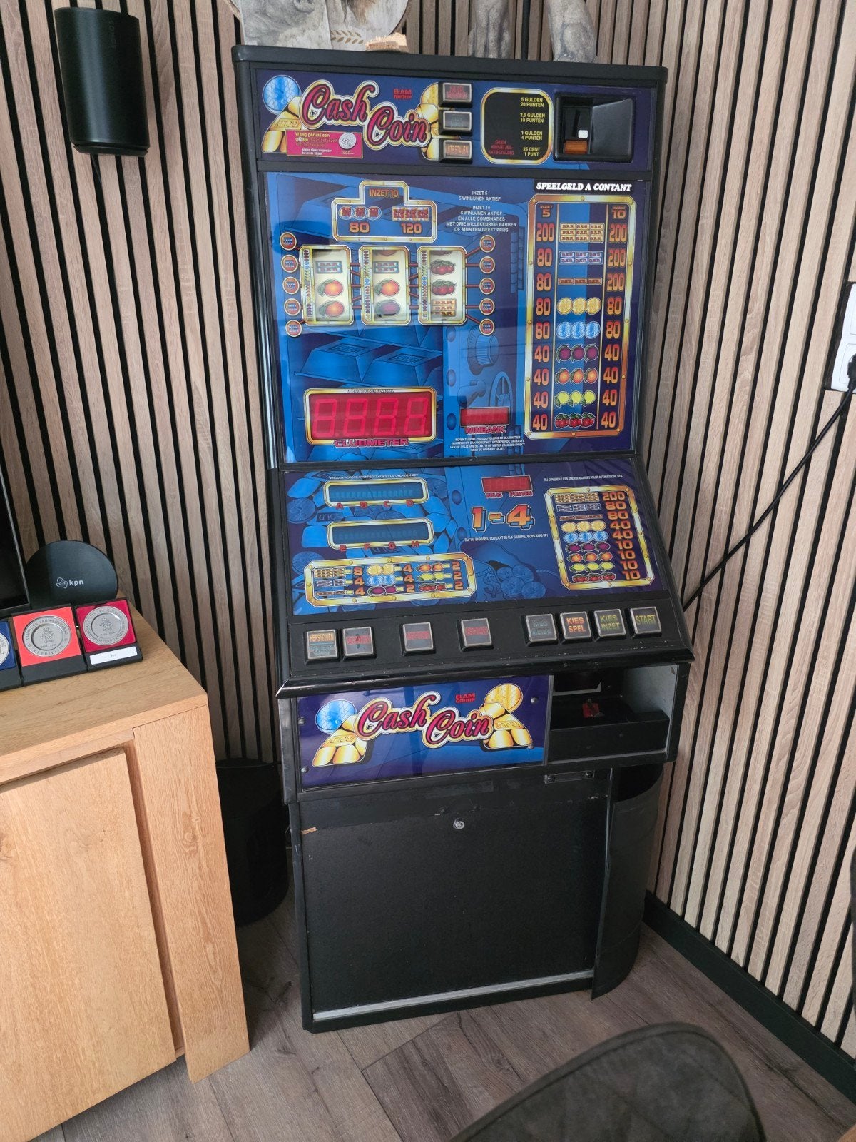 Gokkast /fruitautomaat cash coin, Verzamelen, Automaten | Gokkasten en Fruitautomaten, Euro, Ophalen of Verzenden, Gebruikt, Met sleutels