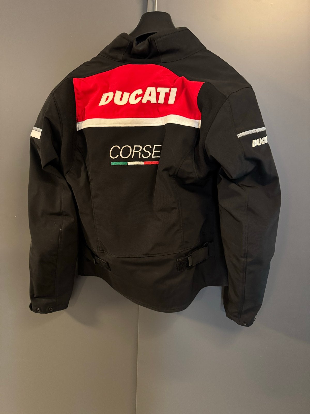 Ducati 4-seizoenen motorjas met Dainese, maat 46, Ophalen of Verzenden, Tweedehands, Heren, Jas | textiel