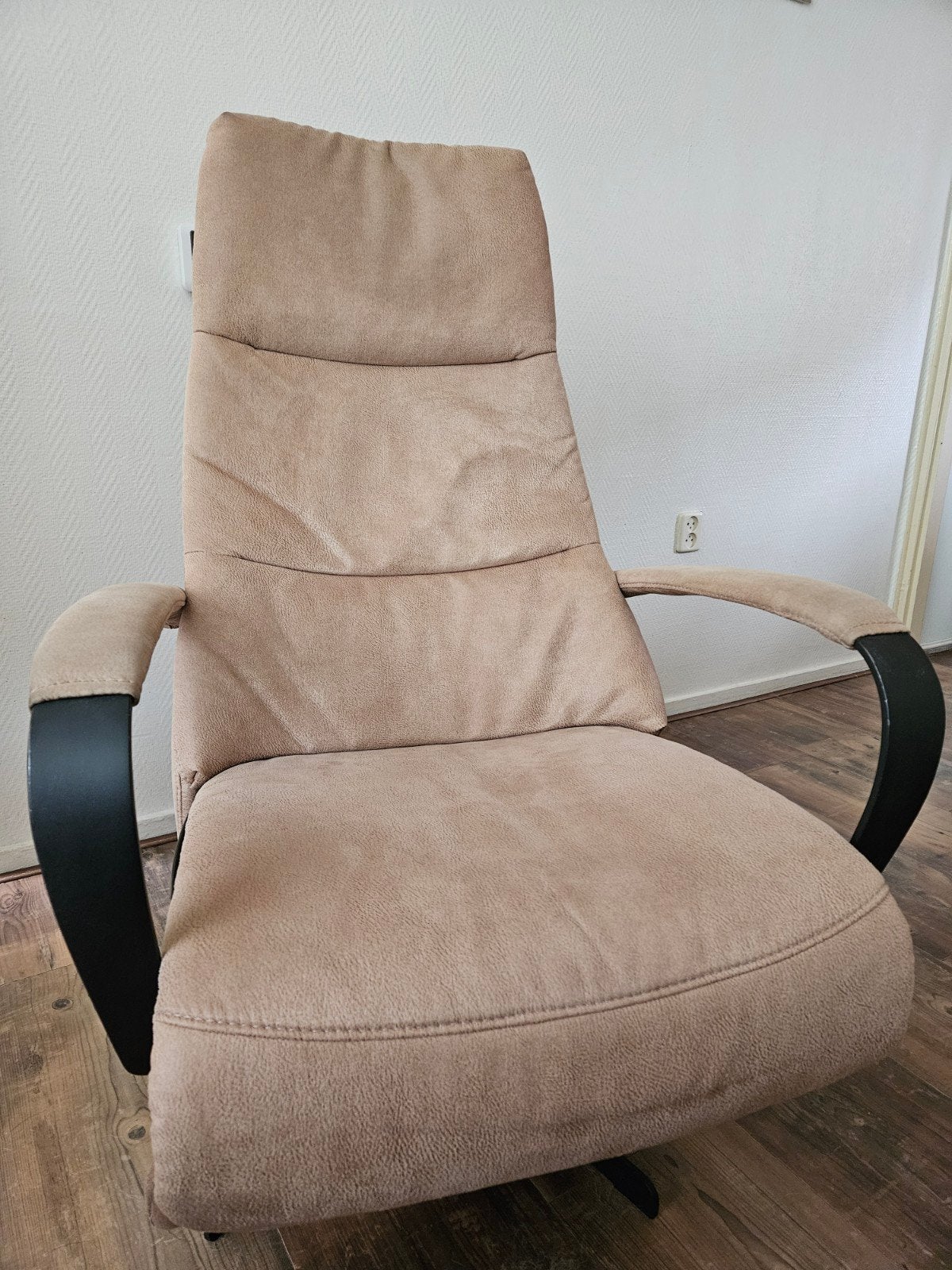 Prominent Humberto relaxfauteuil (accu), Huis en Inrichting, Ophalen, Minder dan 75 cm, 50 tot 75 cm