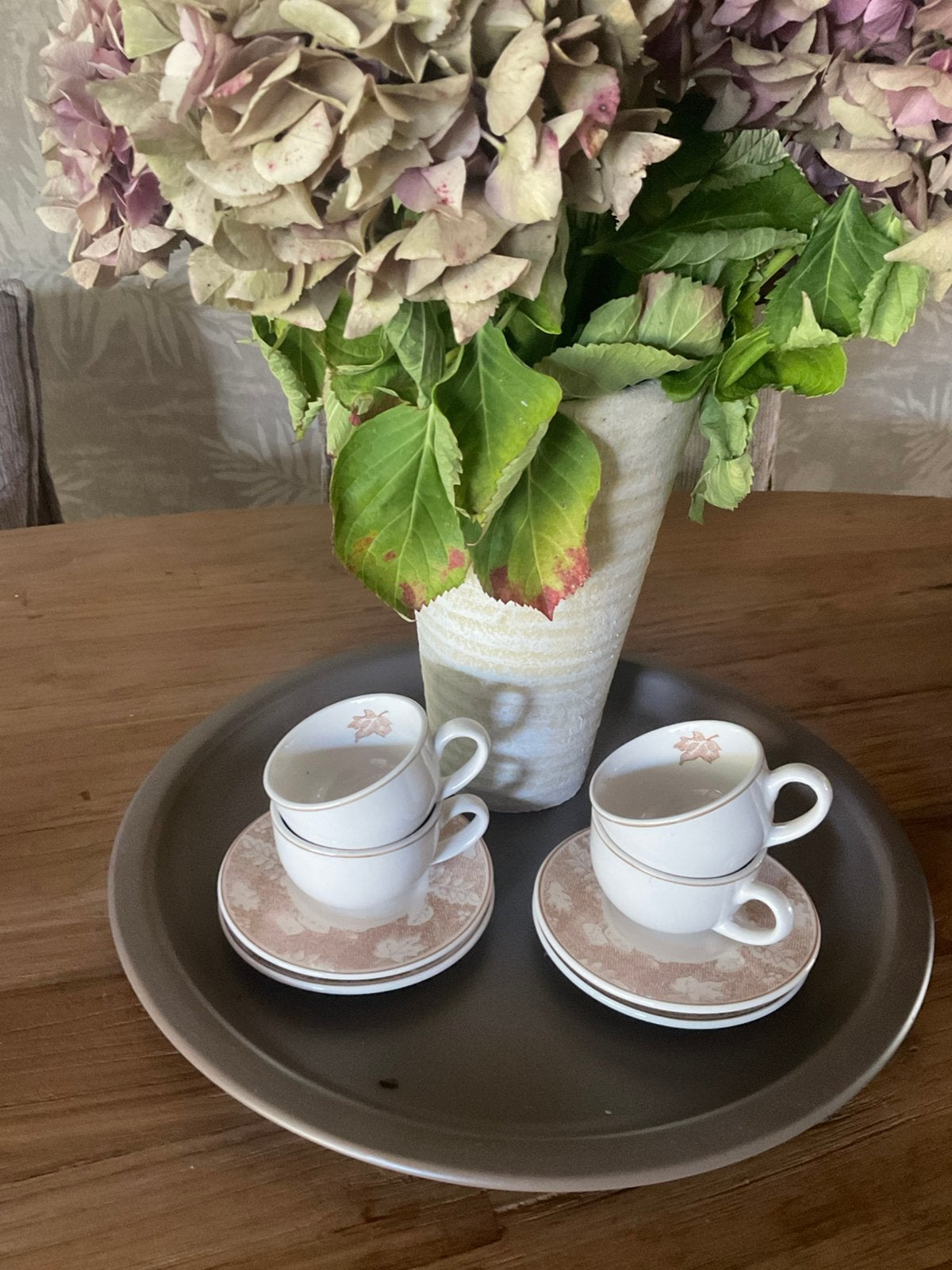 4 espresso kop en schotels. Samen 8€, Ophalen of Verzenden, Gebruikt, Vintage, Kop(pen) en/of Schotel(s)