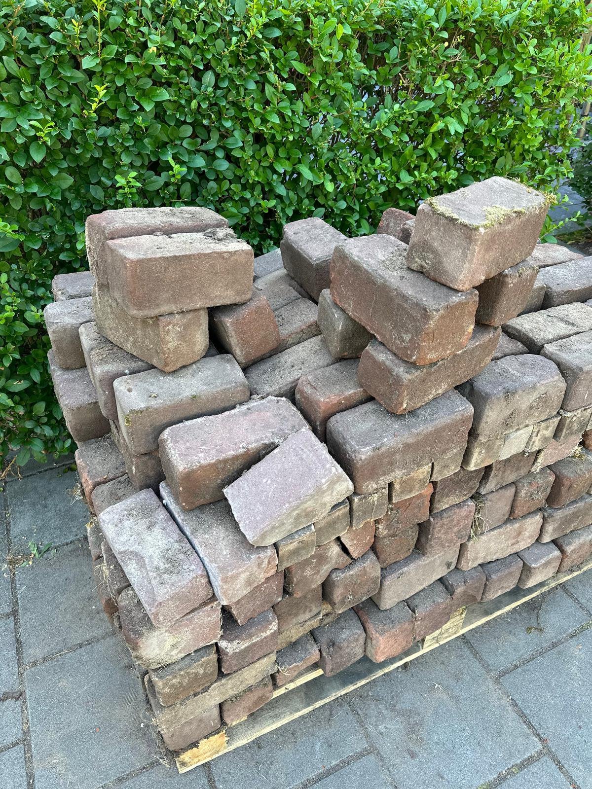 Ongeveer 20m2 aan tuintegels.., Ophalen, Zo goed als nieuw