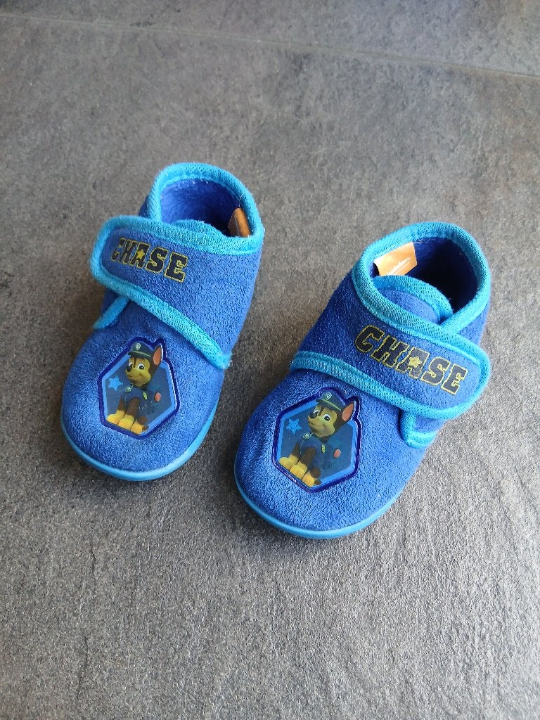 Pantoffels maat 22/23, Kinderen en Baby's, Ophalen, Gebruikt, Jongen of Meisje, Overige typen