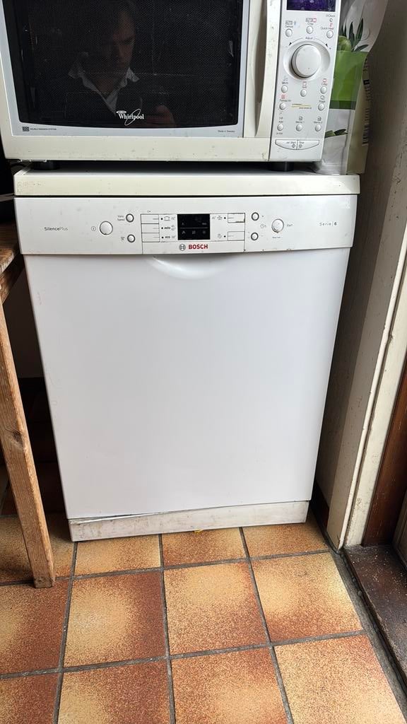 Bosch Silence Plus Serie 6 Vaatwasser, Witgoed en Apparatuur, Vaatwasmachines, Ophalen, Niet werkend, Vrijstaand, Minder dan 85 cm