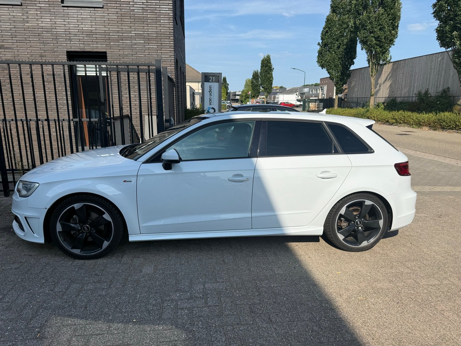 Audi A3 1.4 Tfsi 90KW Sportback 2013 Wit S-line / schuifdak, Auto's, Audi, Voorwielaandrijving, 4 cilinders, 1395 cc, 19 km/l