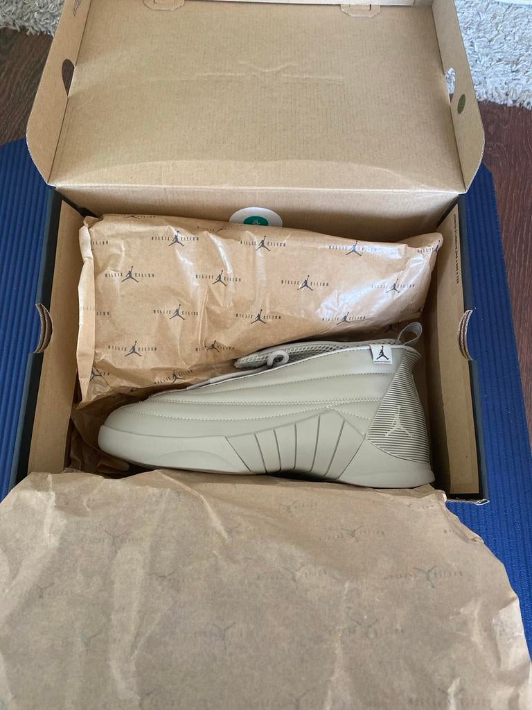 Billie Eilish x Air Jordan 15 Retro SP Stone maat 42,5, Ophalen of Verzenden, Nieuw