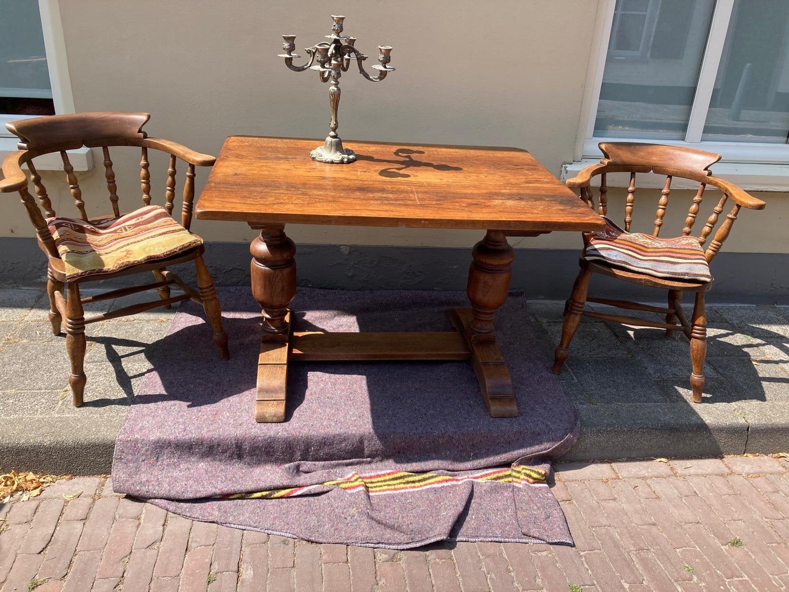 Antieke Engelse eikenhouten tafel met 2 stoelen, Ophalen
