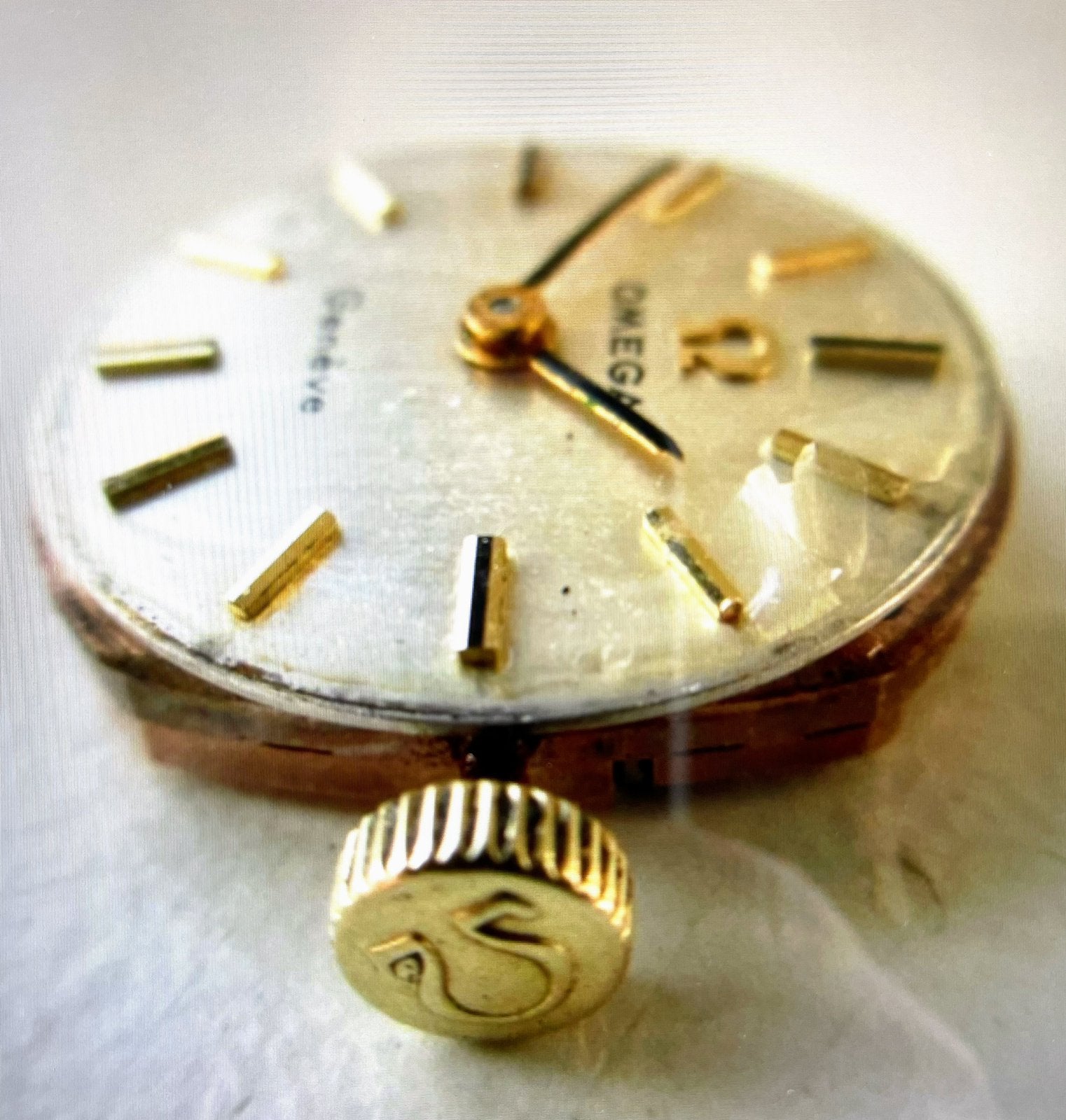 Omega Genève binnenwerk en frontplaat + kroon, werkend, Sieraden, Tassen en Uiterlijk, Horloges | Heren, Gebruikt, Verzenden, Polshorloge