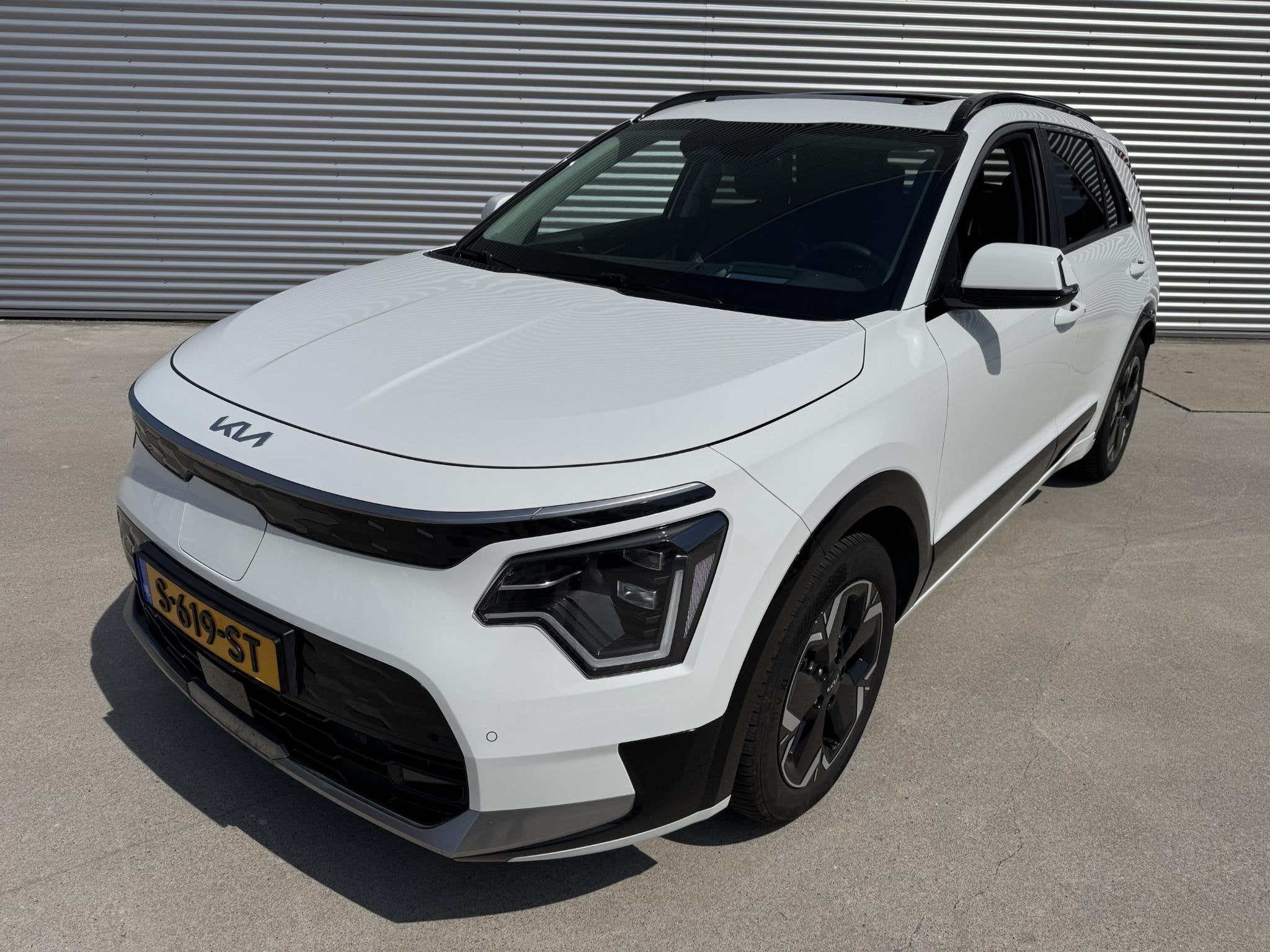 Foto 2 van Kia Niro EV DynamicPlusLine 64.8 kWh SOH 100%! | NW verkocht