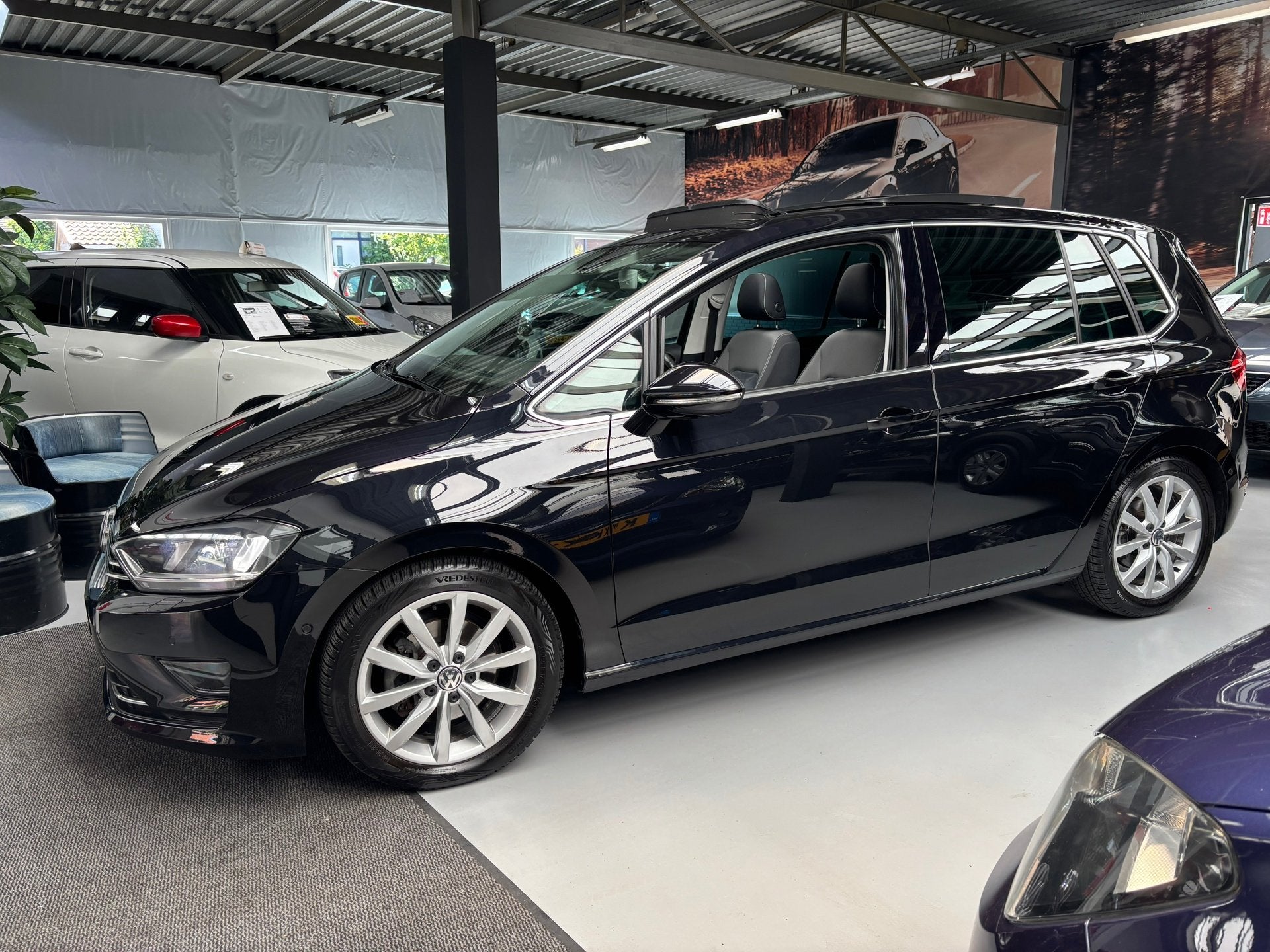 Volkswagen GOLF SPORTSVAN 1.4 TSI Highline / Camera / Panora, Auto's, Gebruikt, 4 cilinders, Met garantie (alle), 1283 kg