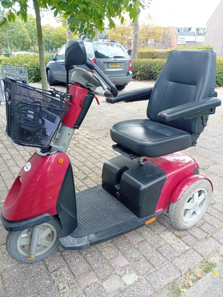Scootmobiel TROPHY 6, Ophalen, Gebruikt, 16 km/u of meer, 46 km of meer