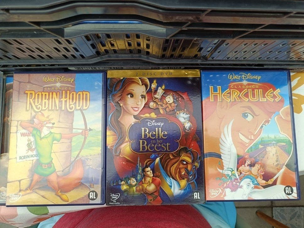Disney Classics DVD Boxset: Robin Hood, Belle en het Beest,, Cd's en Dvd's, Dvd's | Tekenfilms en Animatie, Gebruikt, Tekenfilm