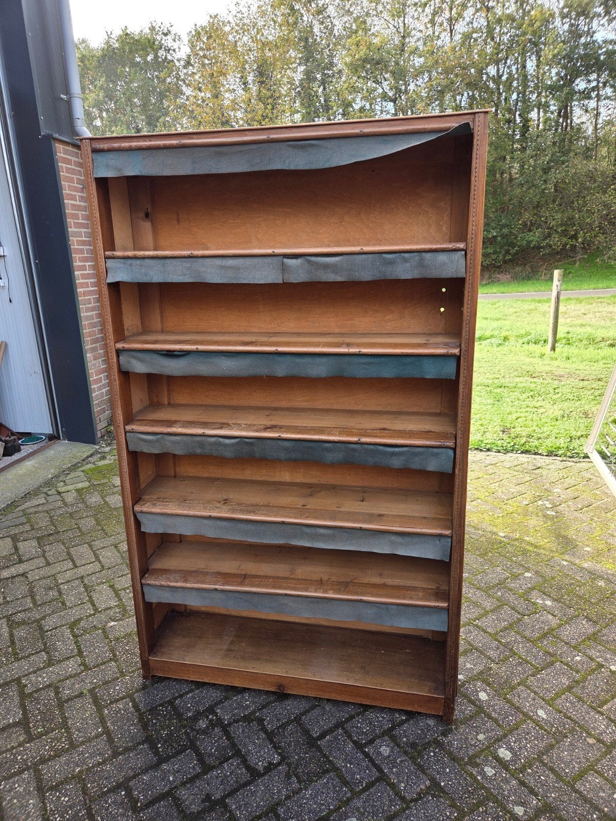 Antiek art deco boekenkast bezorgen mogelijk, Ophalen of Verzenden