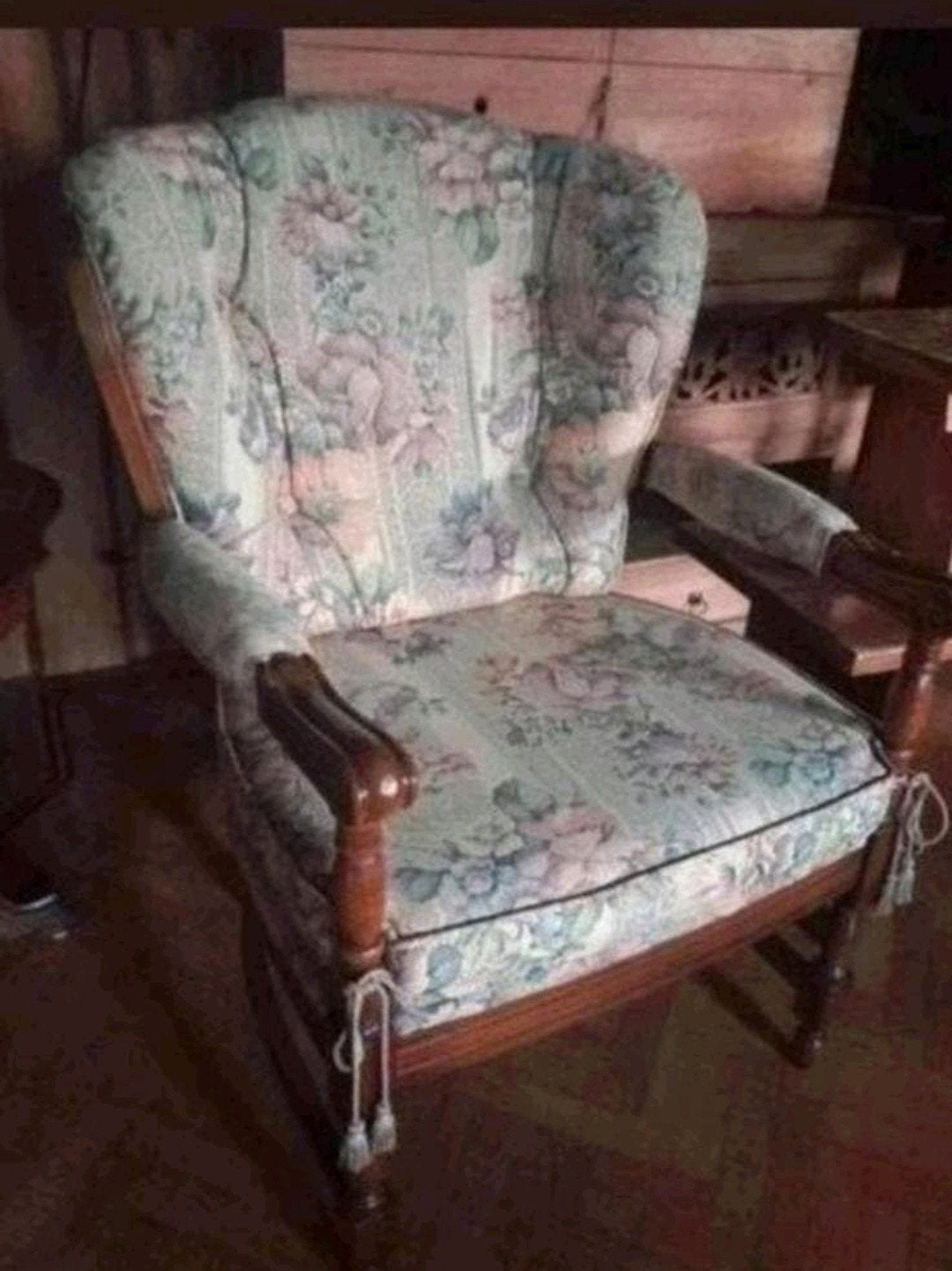 Vintage fauteuil met bloemmotief, Hout, Gebruikt, 75 tot 100 cm, 50 tot 75 cm