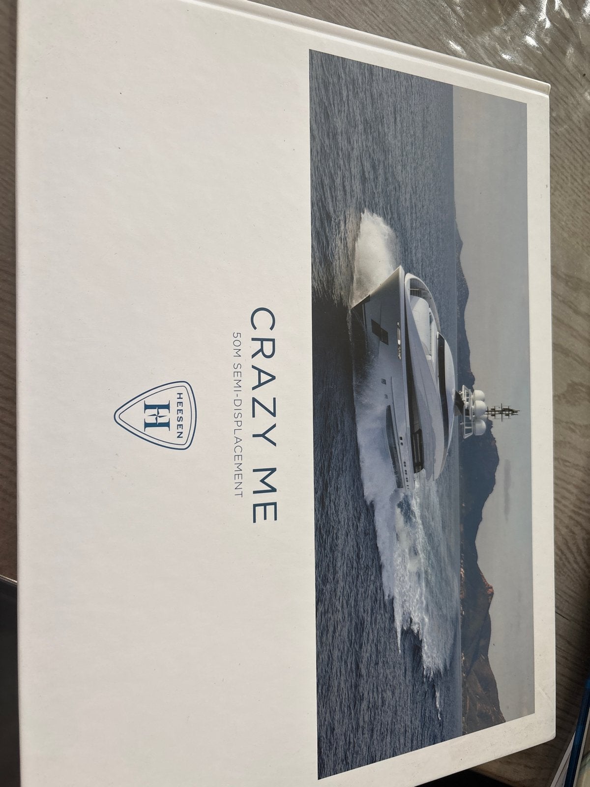 Exclusief, Zeldzaam en Werfbrochure van Heesen  Yacht, Verzenden, Zo goed als nieuw, Overige typen