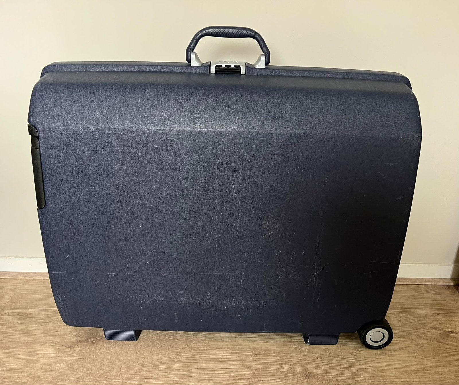 Samsonite koffer 65x55 cm met wieltjes en slot, Gebruikt, Hard kunststof, 45 tot 55 cm, Wieltjes
