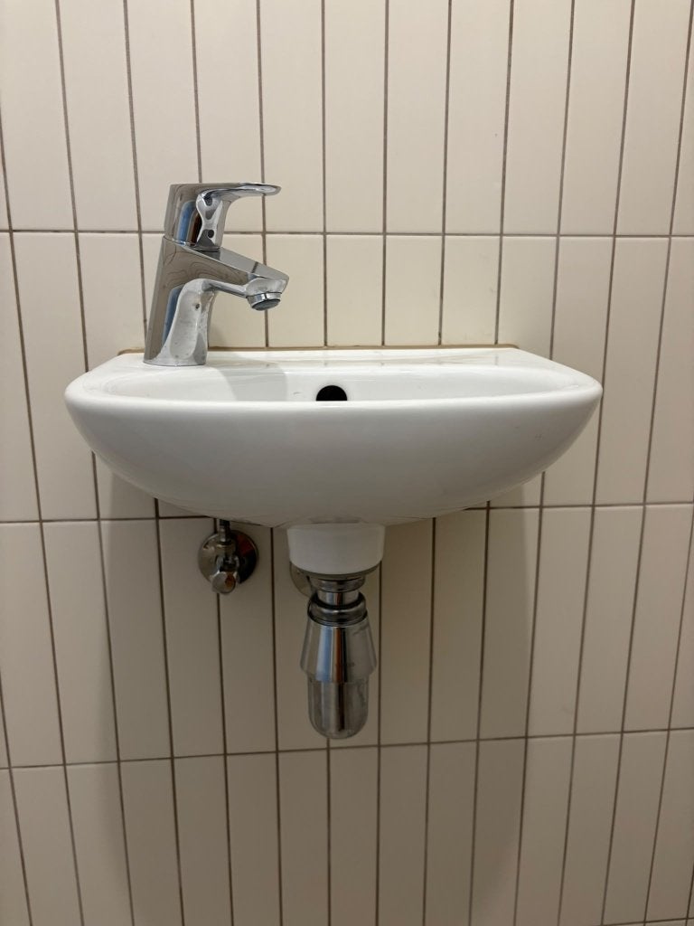 Villeroy & Boch O.Novo fontein + Hansgrohe Focus 70 kraan, Ophalen, Nieuw, Chroom, Toilet