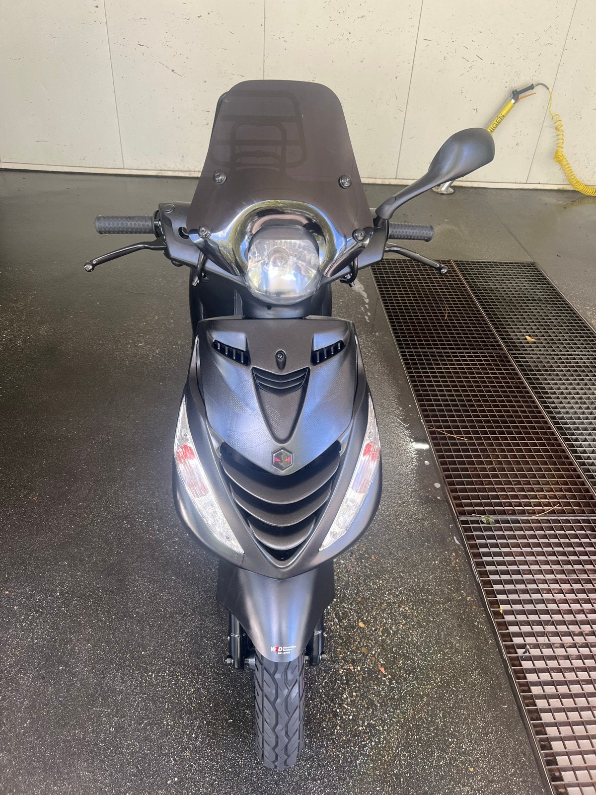 Mooie Piaggio Zip - 60 km/u - Zonder schade, Fietsen en Brommers, Ophalen of Verzenden, Gebruikt, Maximaal 45 km/u, Zip
