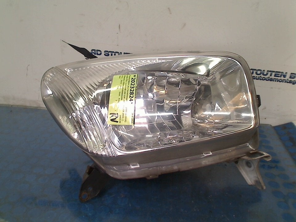 Koplamp Rechts Toyota RAV4 (A2) (2001-05/2005-11), Gebruikt, Kundenbetreuung@toyota.de, Toyota-Allee 2, Köln 50858, , Duitsland