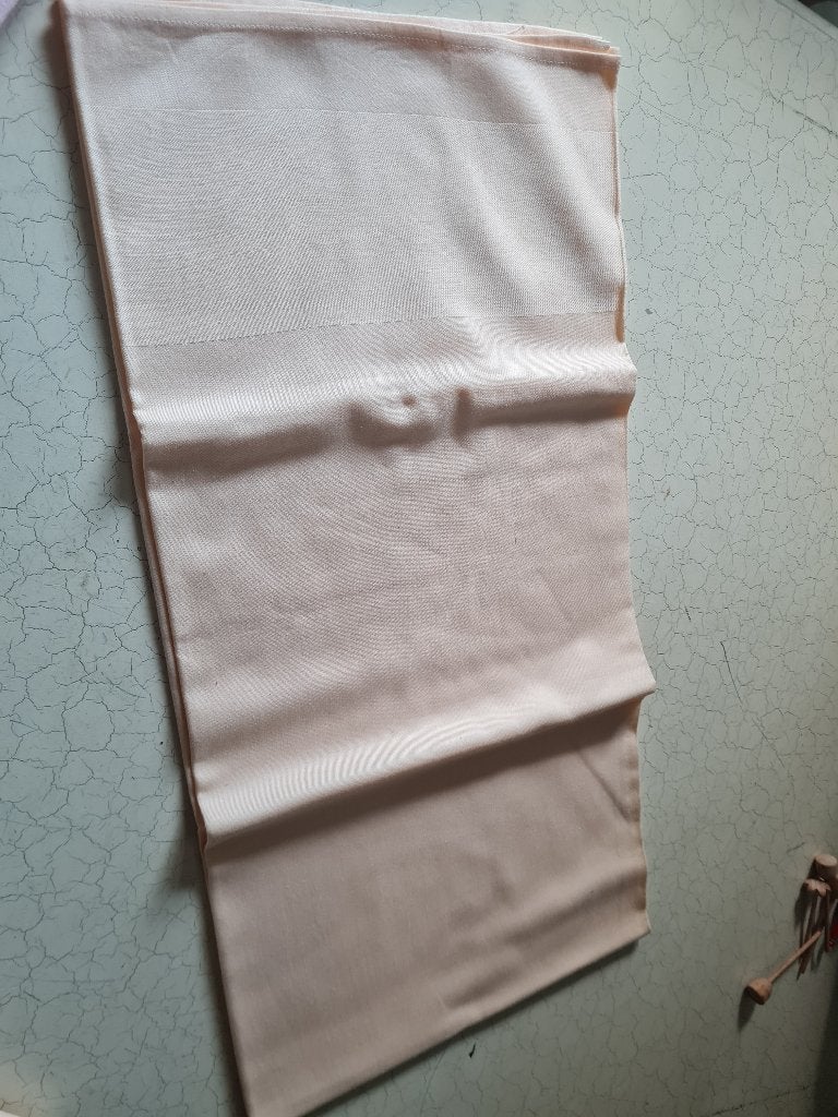 Vintage tafelkleed damast geweven licht zalmroze