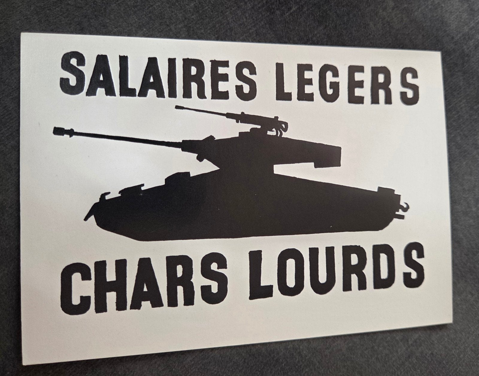 Ansichtkaart Mei 68 - Salaires Legers Chars Lourds, Verzamelen, Verzenden, 1960 tot 1980, Ongelopen, Politiek en Historie