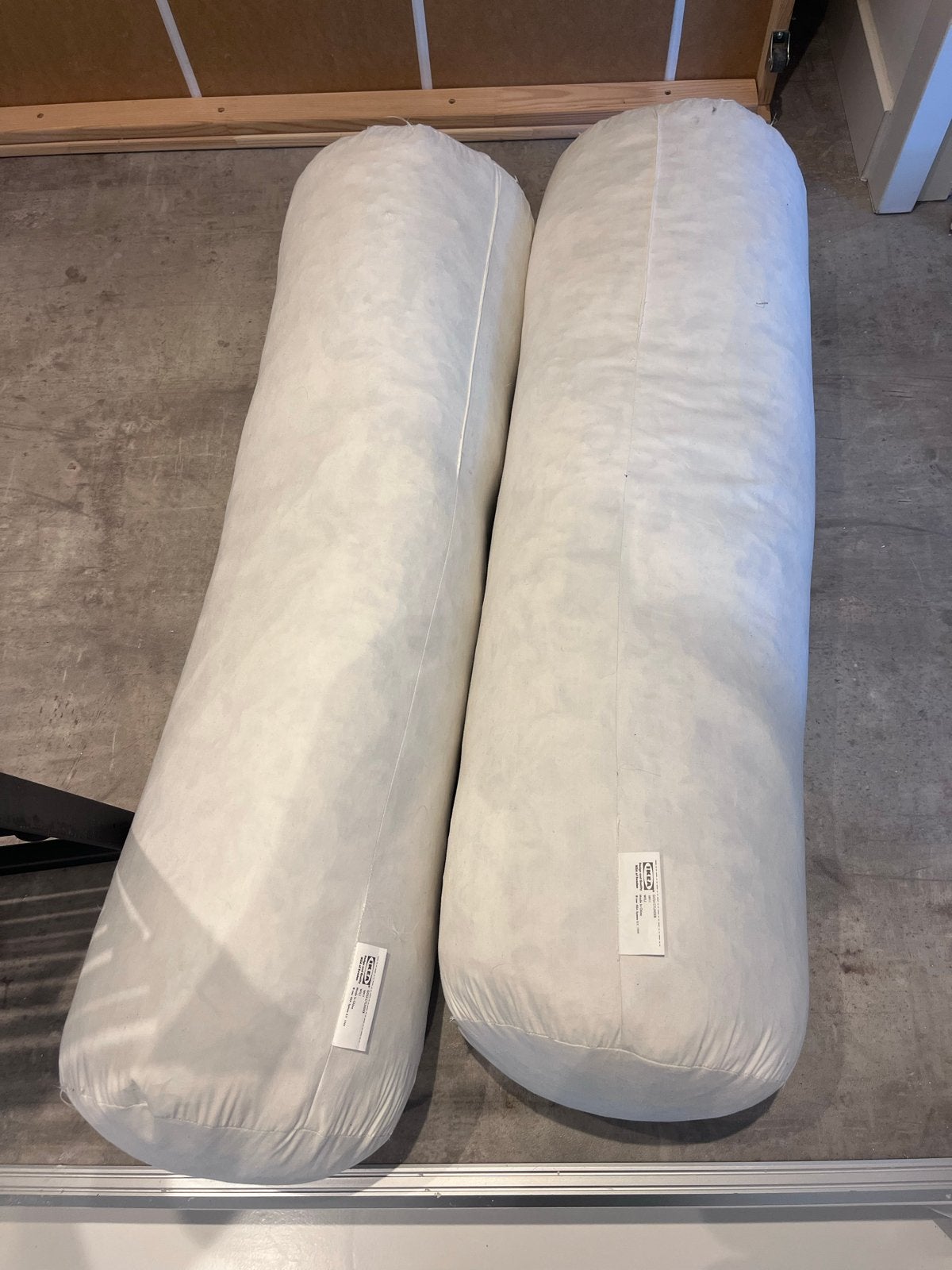 2 Ronde kussens Ikea 80x25 cm, Gebruikt, Inclusief binnenkussen, Rond, Ophalen of Verzenden