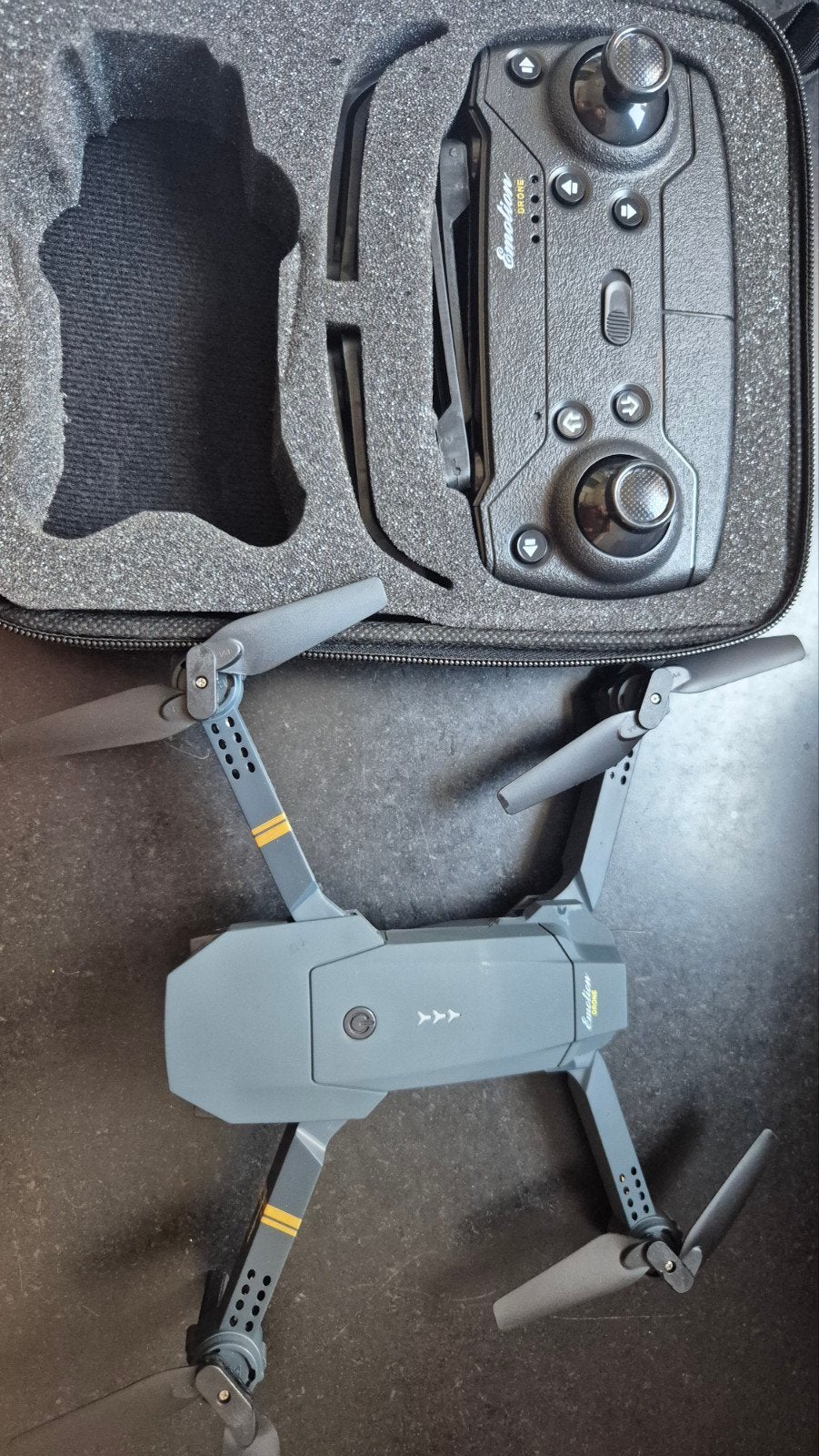 Opvouwbare Drone E58, NIEUW! Broekzakformaat, Audio, Tv en Foto, Drones, Cameradrone, Nieuw, Ophalen of Verzenden, Standaard kwaliteit
