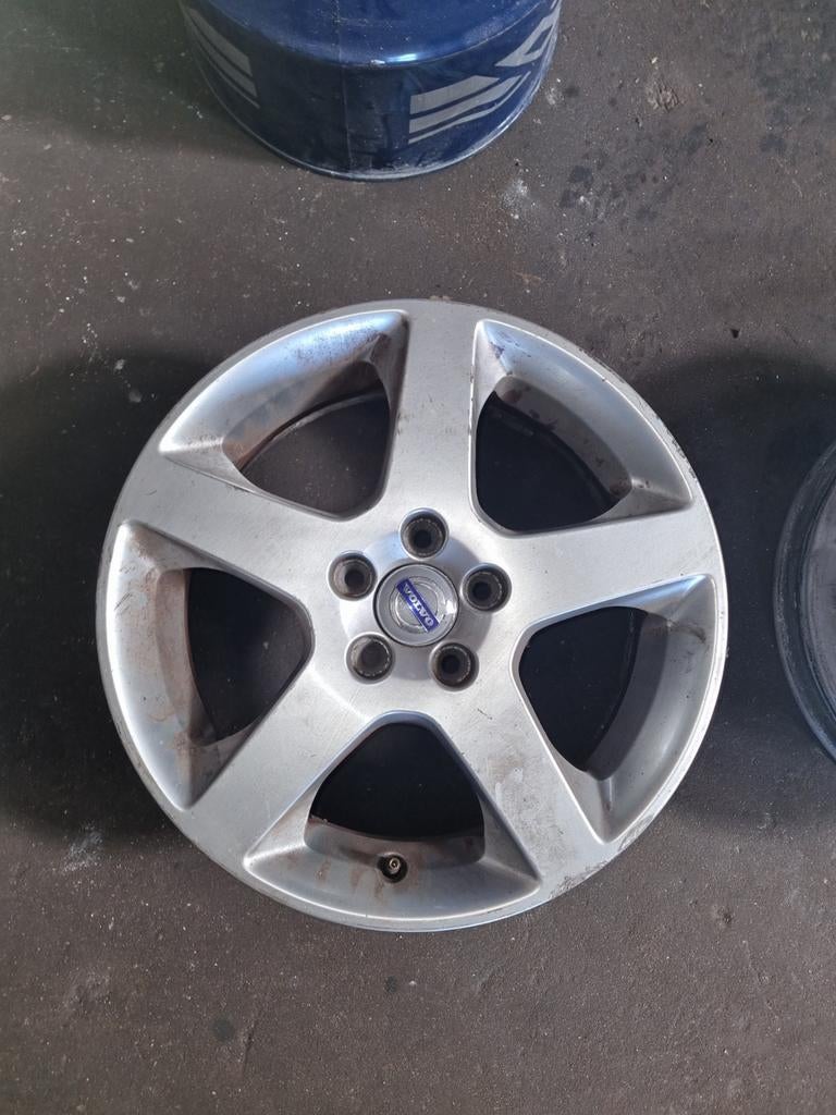 Volvo Velgen 17 ince, Auto-onderdelen, Banden en Velgen, Gebruikt, Velg(en), 17 inch, Ophalen of Verzenden